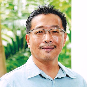 Yen-Lu Chow